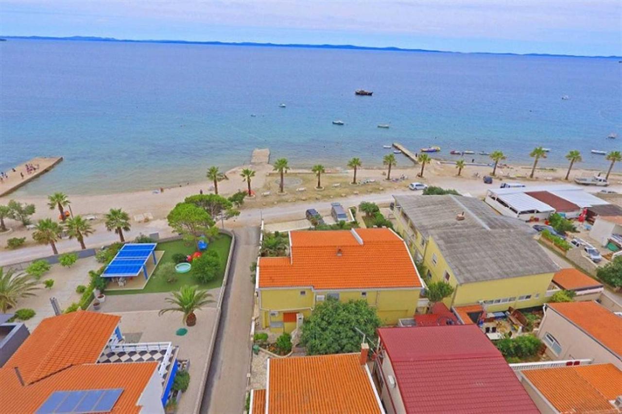 Apartment House Inga Vir Dış mekan fotoğraf