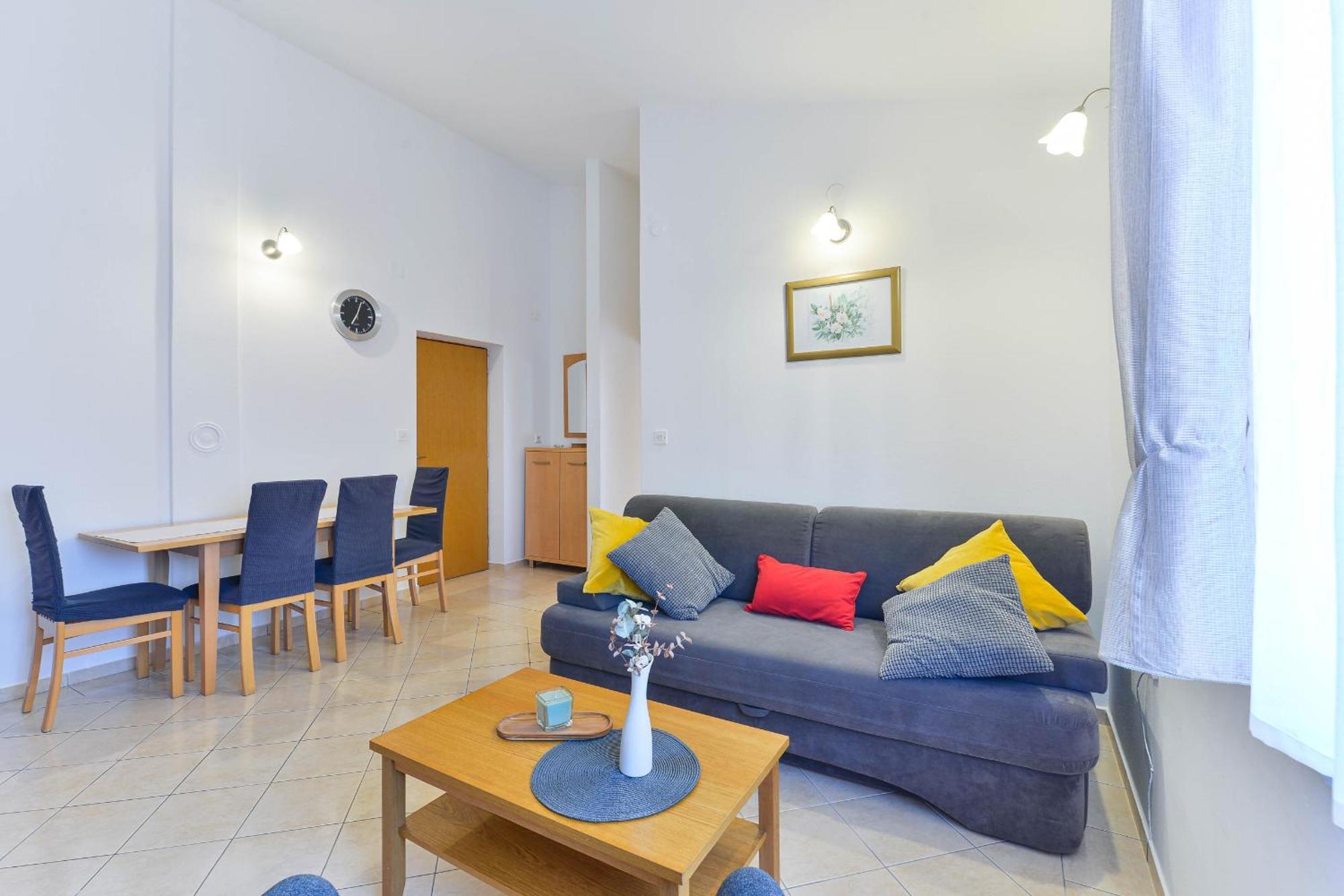 Apartment House Inga Vir Dış mekan fotoğraf