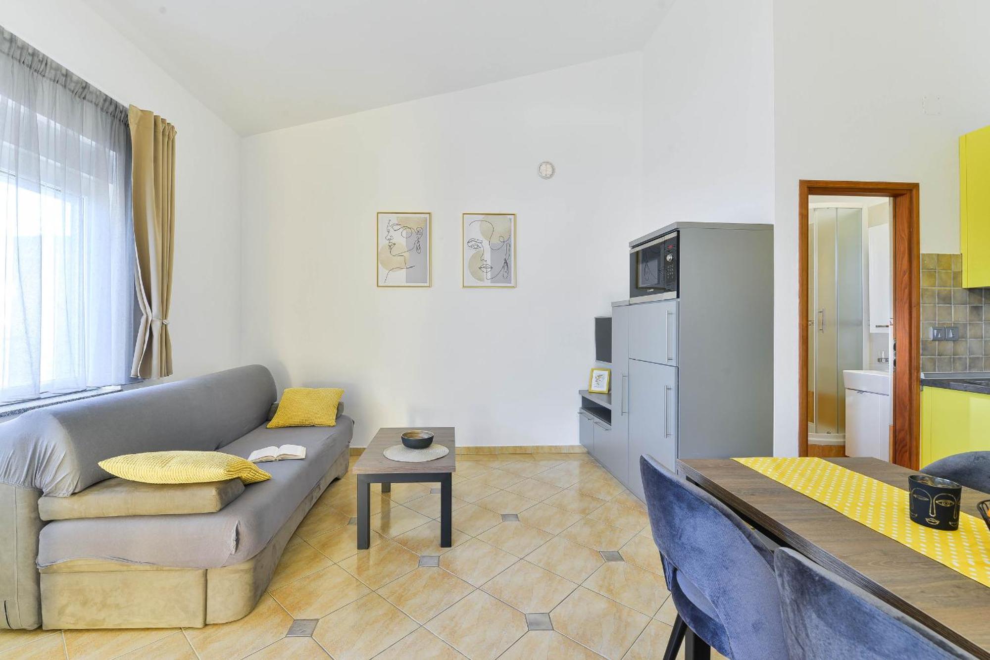 Apartment House Inga Vir Dış mekan fotoğraf