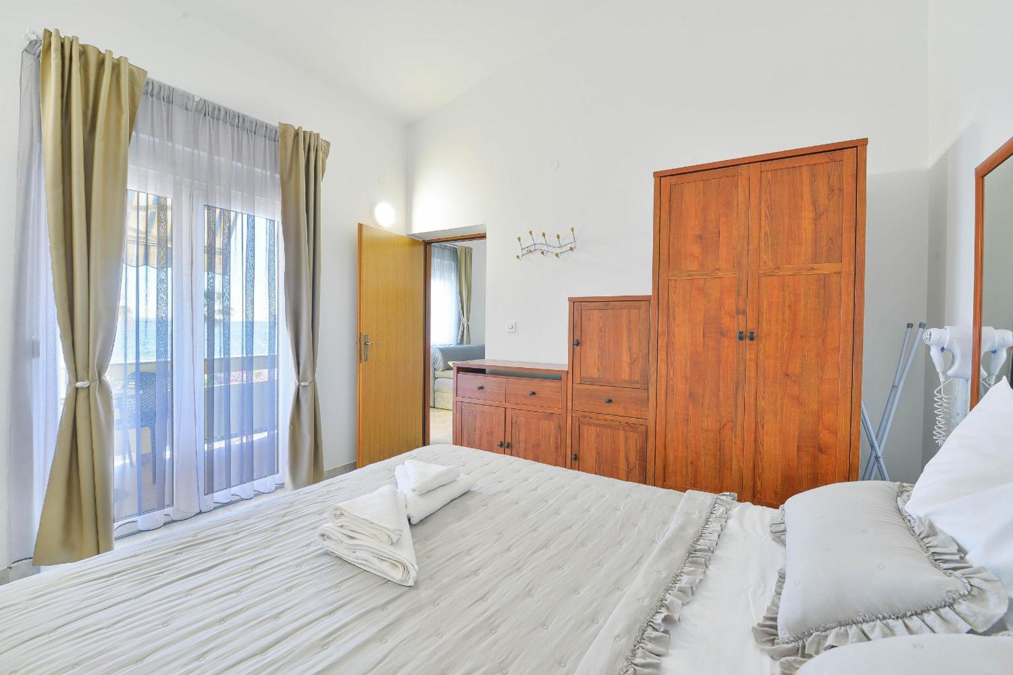 Apartment House Inga Vir Dış mekan fotoğraf