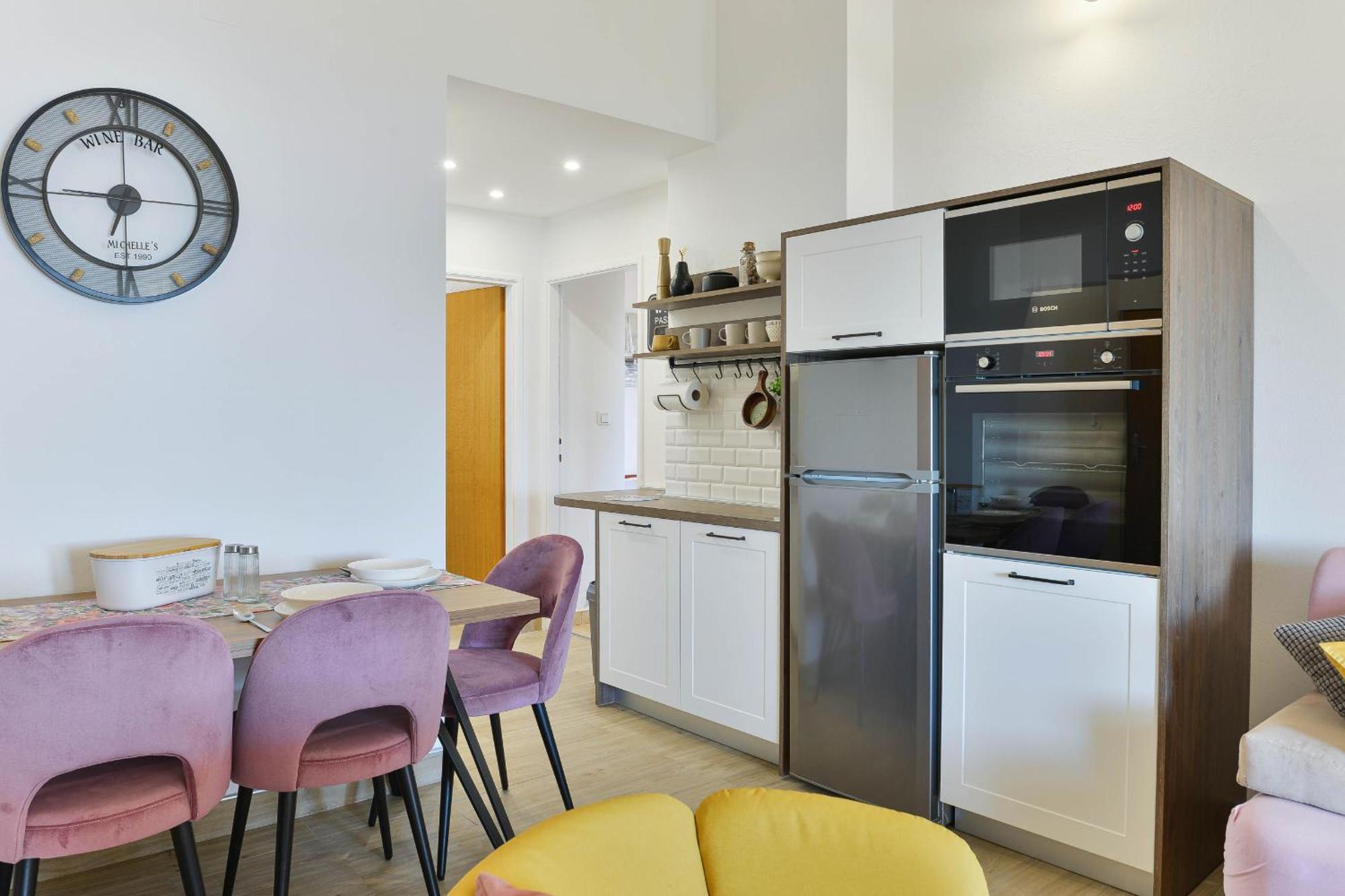 Apartment House Inga Vir Dış mekan fotoğraf