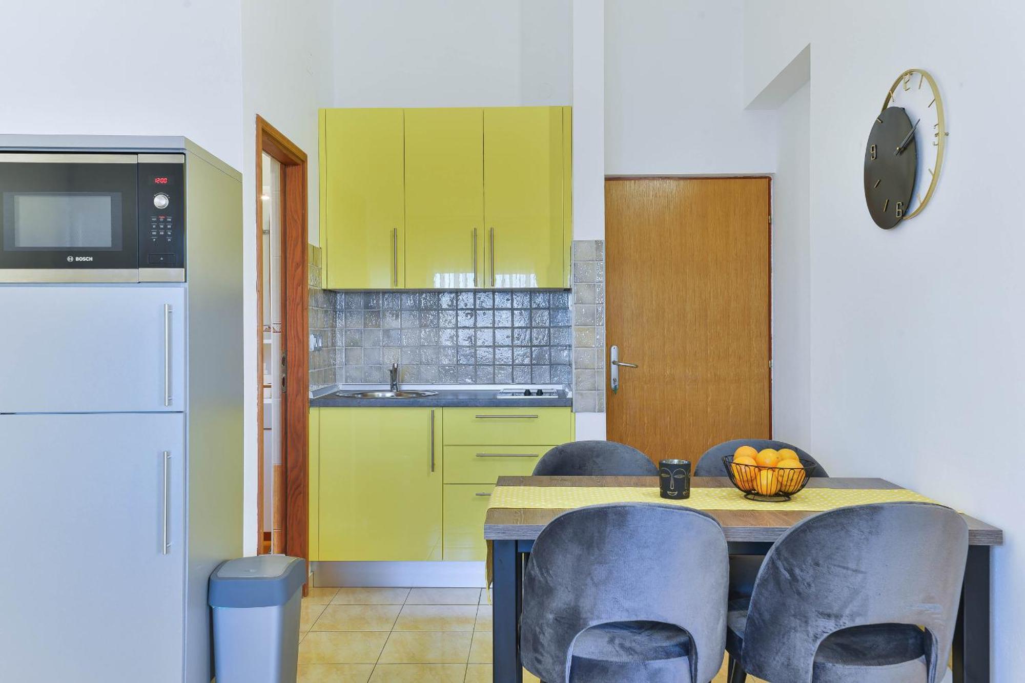 Apartment House Inga Vir Dış mekan fotoğraf